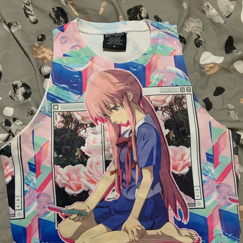 Women’s Graphic Crop Top